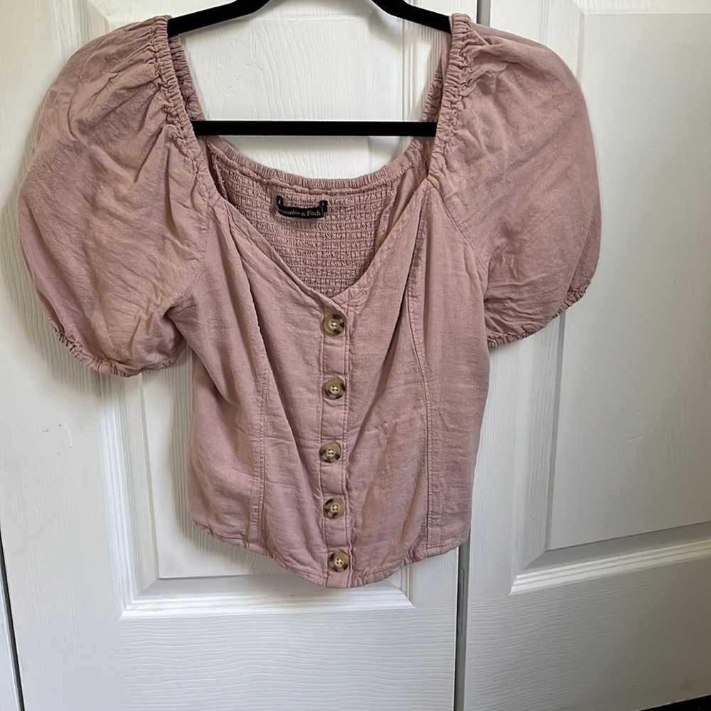 A&F button down puff sleeve top